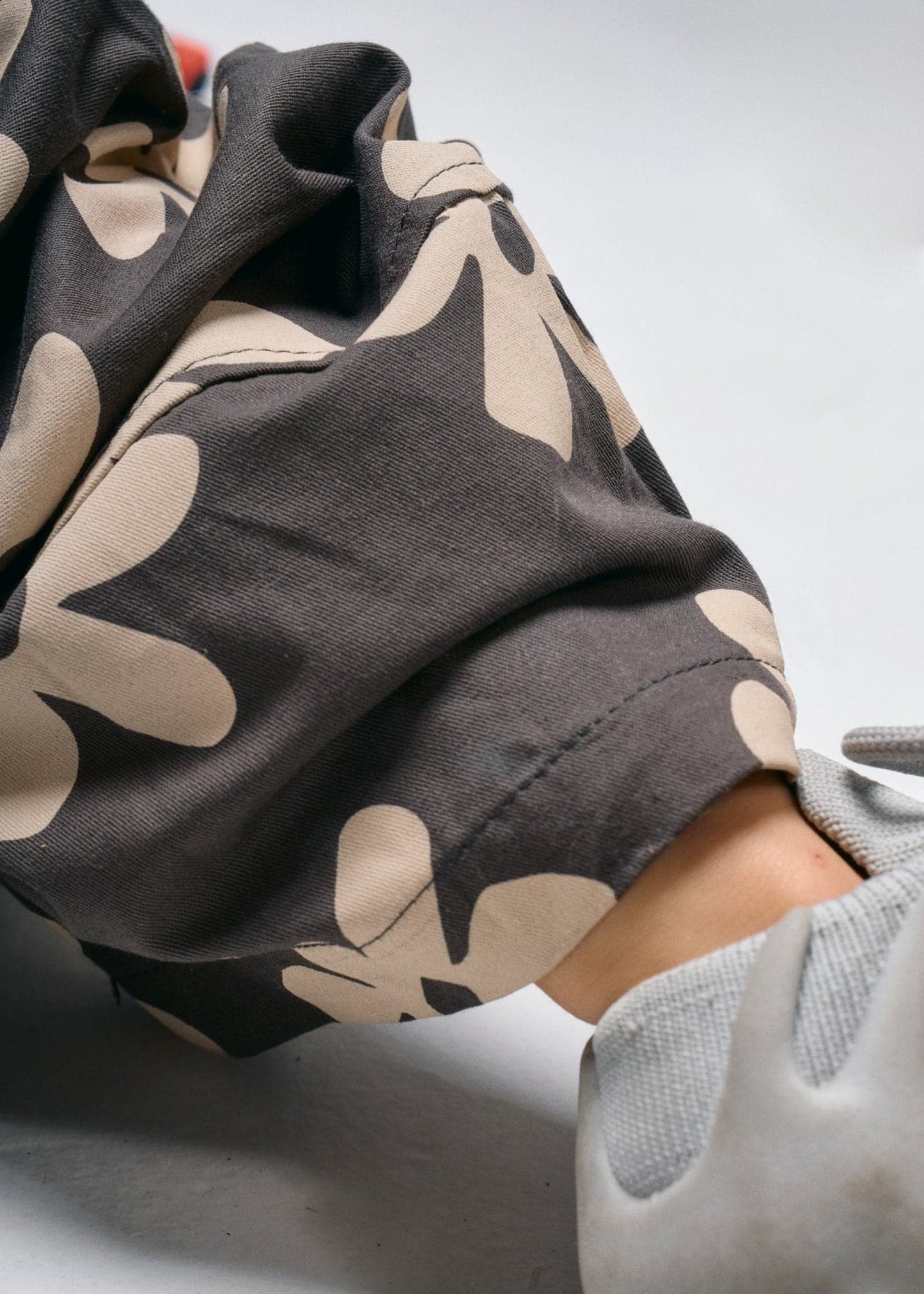 Pantaloni a Fiori - Never Say Kids